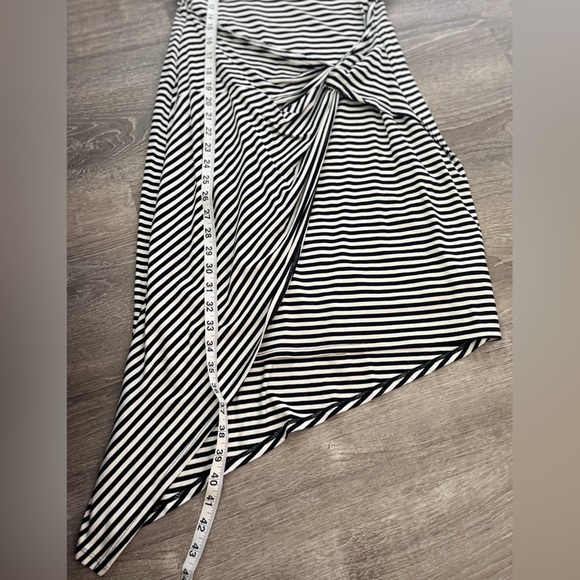 Vince Camuto Asymmetrical Black and White Stripes Sleeveless Dress Size … - Picture 8 of 11